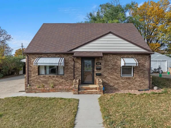 1624 5th St SW, Minot, ND 58701