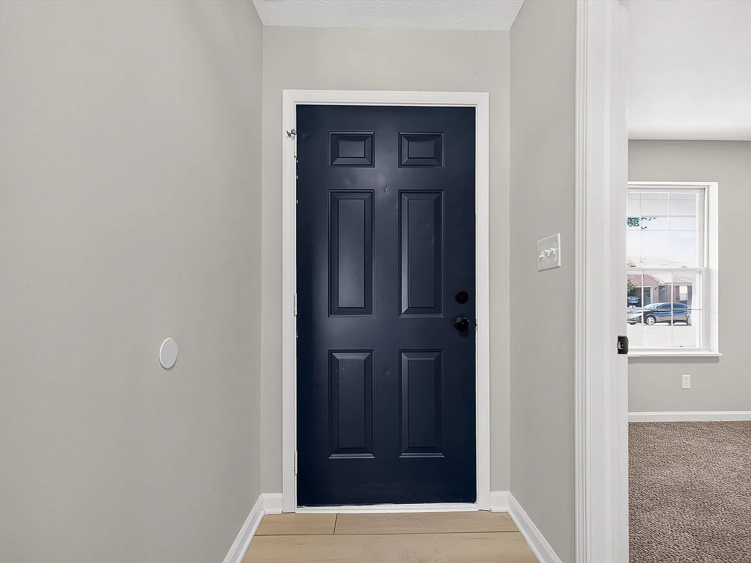 4 bed, 1271 sqft, $1,850 — Photo 1