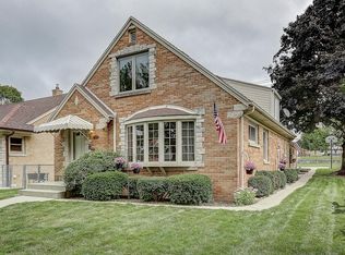 3134 N 94th St, Milwaukee, WI 53222