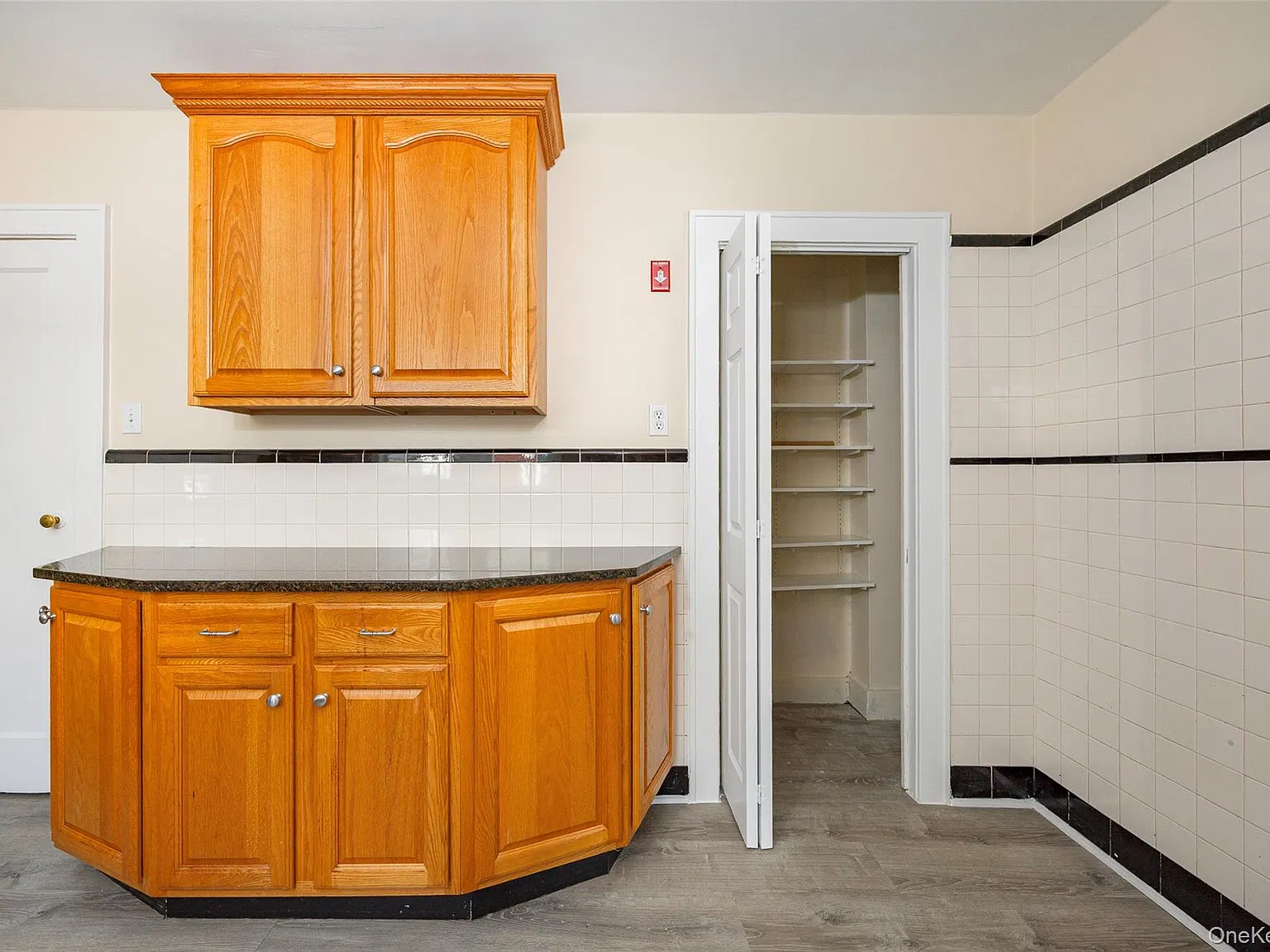 1 bed, 1.0 bath, 749 sqft, $1,800 — Photo 4