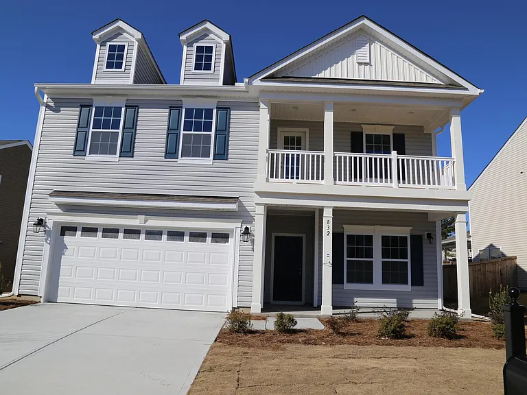 832 Ember Dr — Photo 1