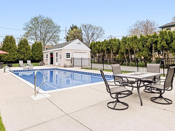 2nd image of 8314 N Regent ROAD