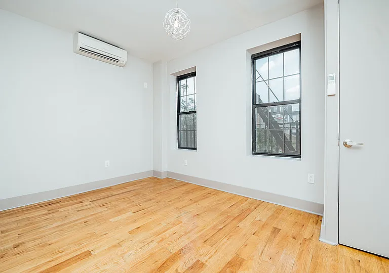 292 Bedford Ave #9 — Photo 8