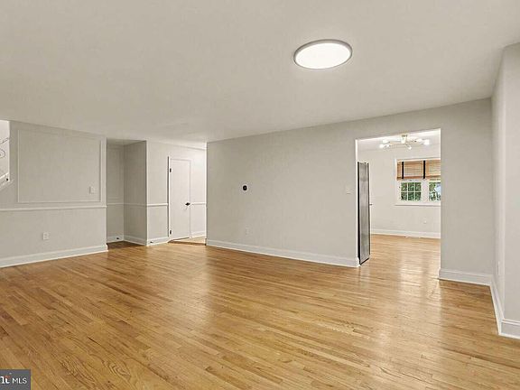4th image of 7722 Erica Ln