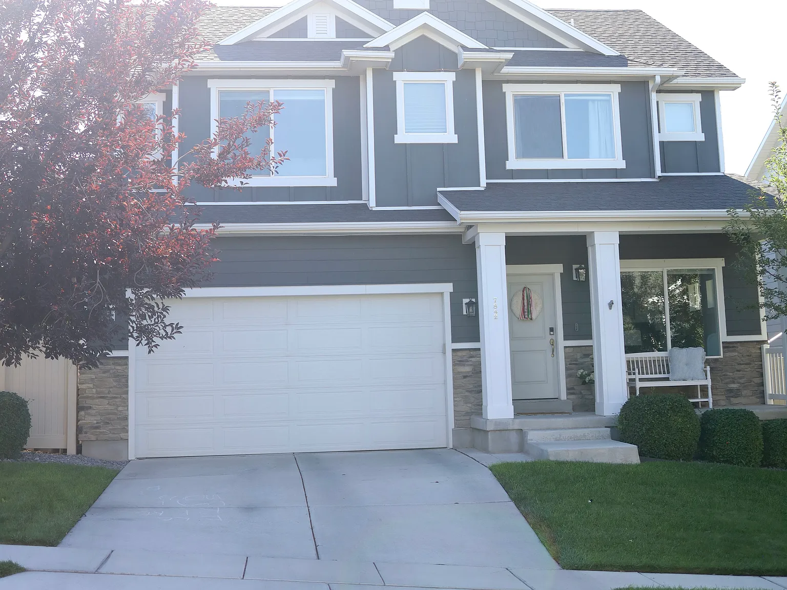 4 bed, 3.5 bath, 3227 sqft, $2,990 — Photo 1