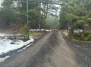 4700B Whittier Rd, Clayton, WA 99110