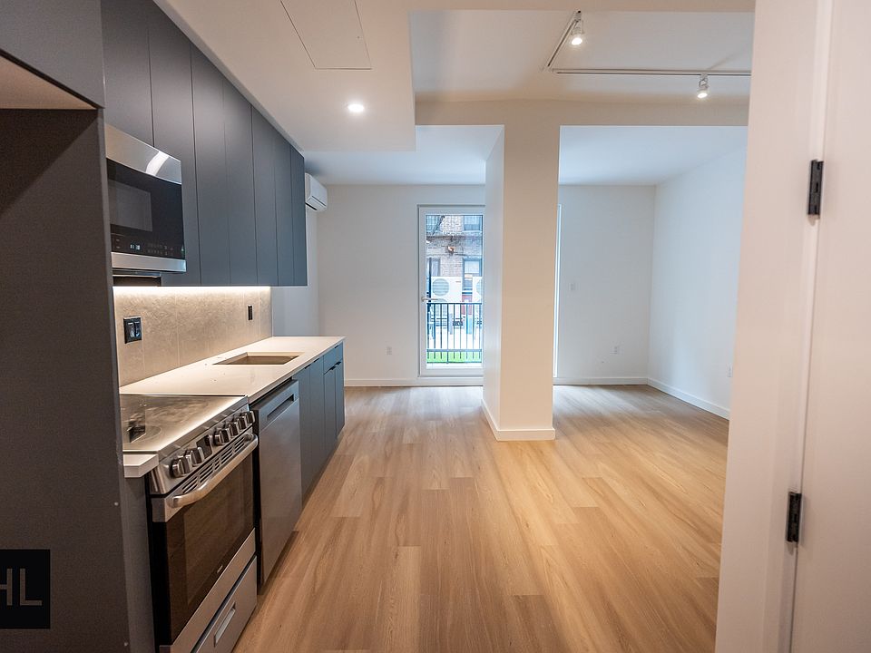 1st image of 931 Carroll St #214