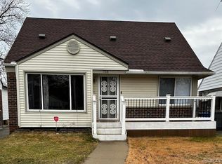 758 Sunningdale Dr, Inkster, MI 48141