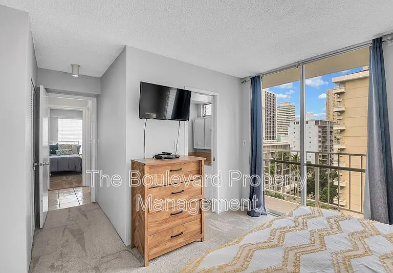 2575 Kuhio Ave #1001 — Photo 11