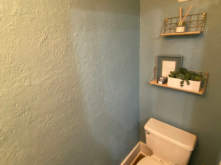 563 Broad Blvd — Photo 17