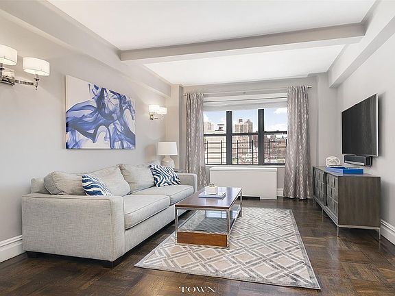 2nd image of 225 E 79th St APT 15