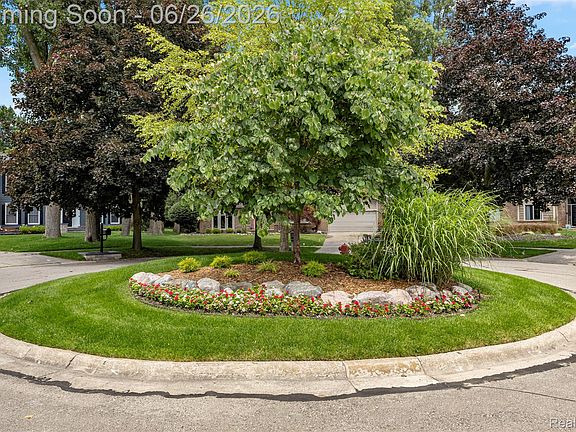 5th image of 17520 Laurel Dr