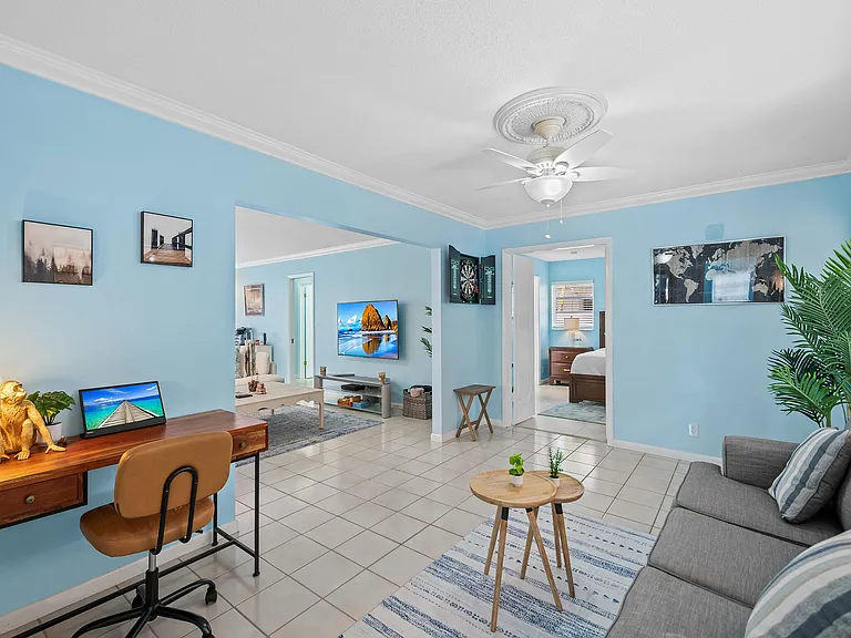 3240 Spanish River Dr — Photo 17