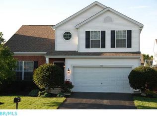 768 Sanville Dr, Lewis Center, OH