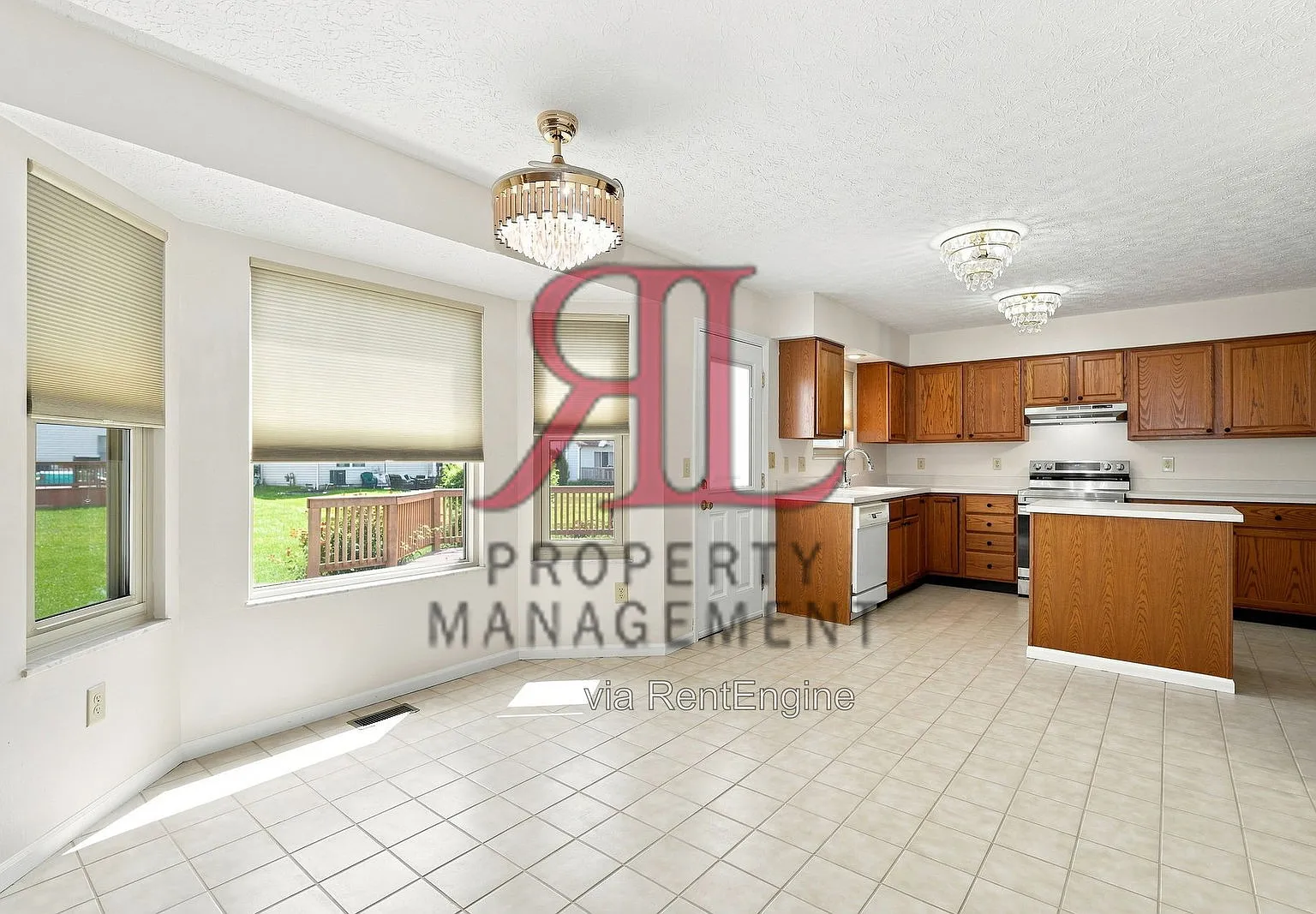 5 bed, 2.5 bath, 2028 sqft, $2,675 — Photo 4