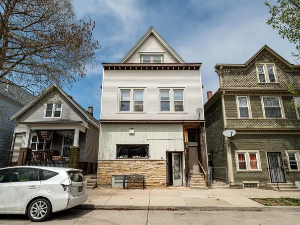 808 East Clarke STREET #810, Milwaukee, WI 53212