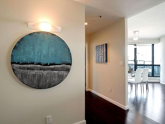 3rd image of 300 3rd St APT 1014