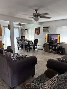 3rd image of 3537 Conejo Dr