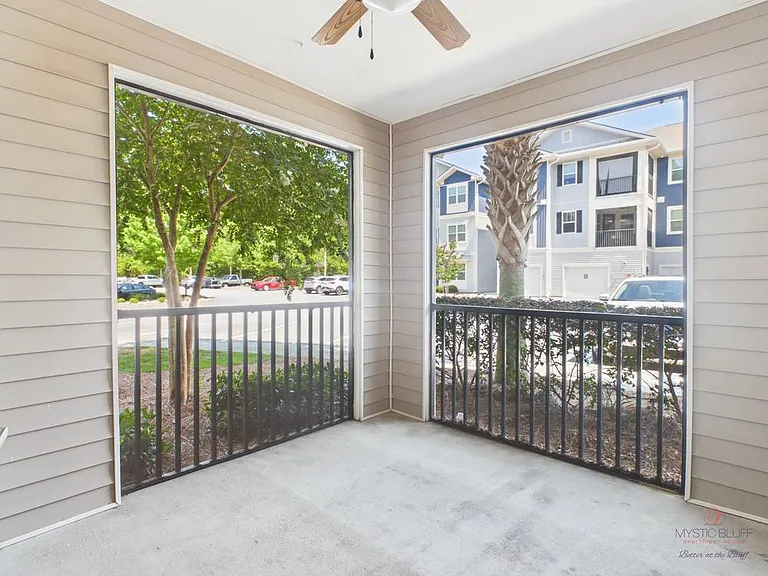 305 Mohegan Ave #8101 — Photo 16
