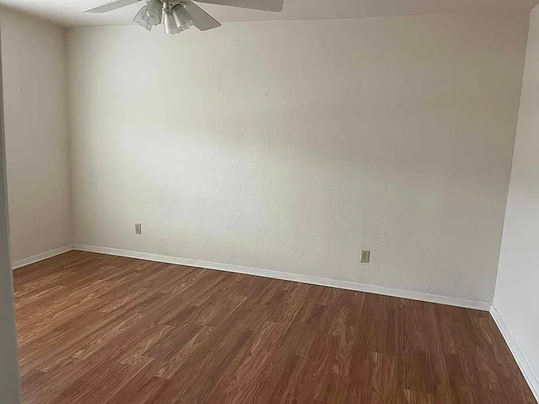 4212 Belle Park Dr — Photo 9