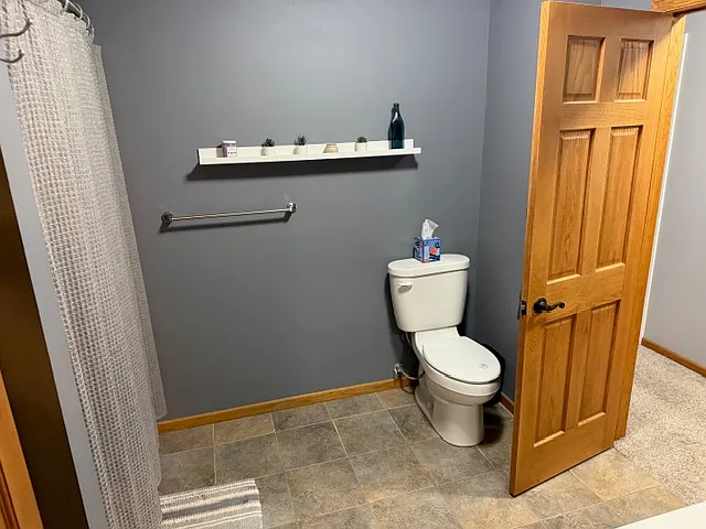 4500 Stratford Ln NW — Photo 15