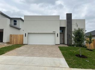 5704 Gillian Dr, Laredo, TX 78043