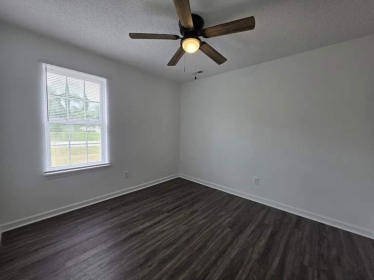 144 Horse Shoe Bnd — Photo 10