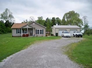 745 Lennie Rd, Hanson, KY 42413