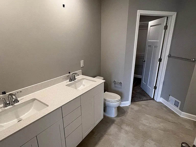 1015 Field Ct — Photo 19