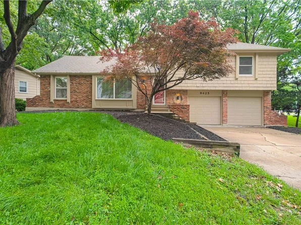 9425 Carter Dr, Overland Park, KS 66212