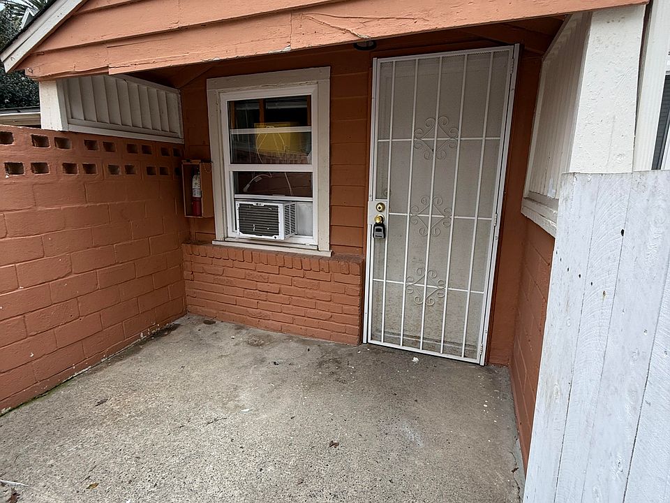 1st image of 36569 S Center St #D