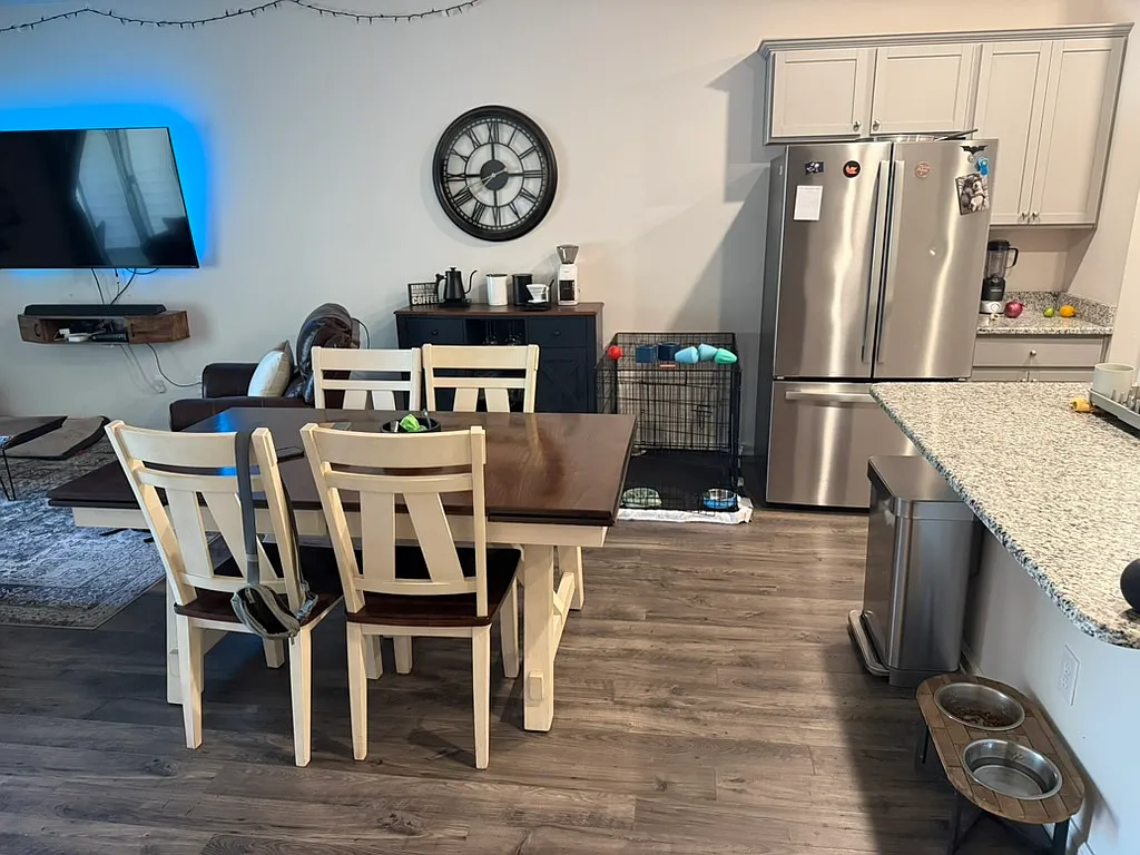 3 bed, 1650 sqft, $2,000 — Photo 4