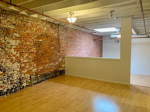 213 S 4th Ave #2B Photo 1