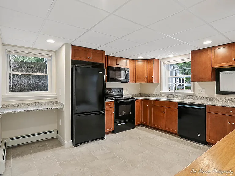 Kitchen and desk area.