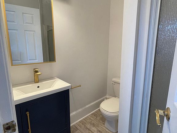 5th image of 267 Washington Ave Floor 1