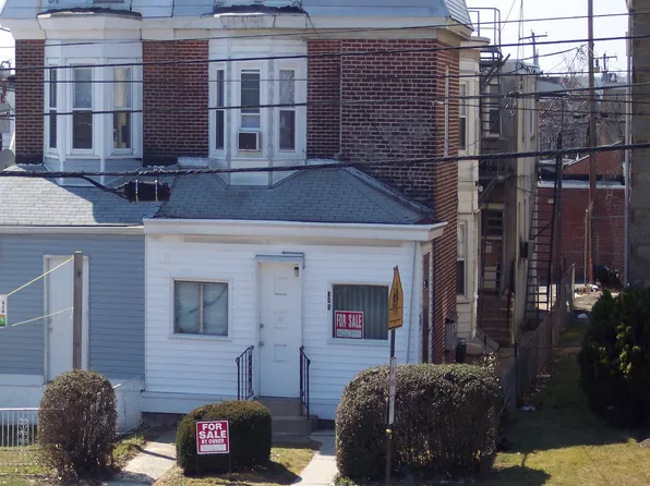 902 Highland Ave, Chester, PA 19013