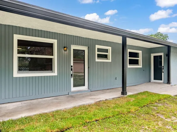 4670 Grove St #2, West Palm Beach, FL 33415