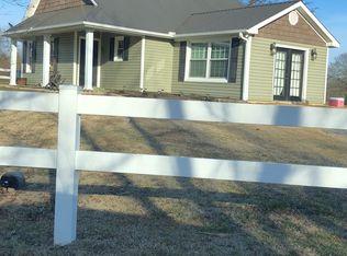 407 Robin Rd, Albertville, AL 35950