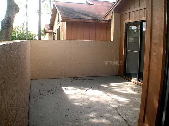 3rd image of 210 Sunshower Ct