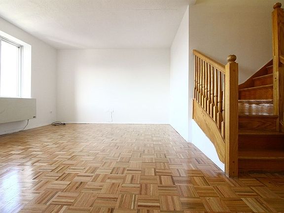 3rd image of 303 W 21st St APT 14C