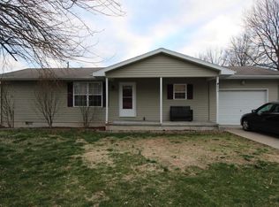 4200 Bush Dr, Hartville, MO 65667