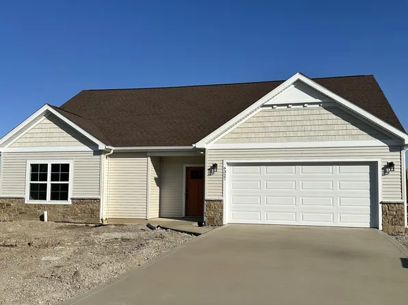 6327 Hunter Wood Dr, Fort Wayne, IN 46835
