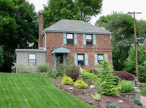 221 Constitution Drive, Pleasant Hills