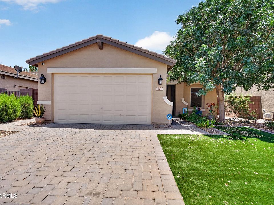 1st image of 823 W LEADWOOD Avenue