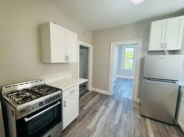 6 Jordan Ave #4E, Jersey City, NJ 07306
