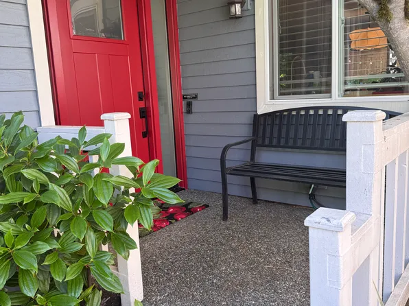 24238 SE 44th St, Issaquah, WA 98029
