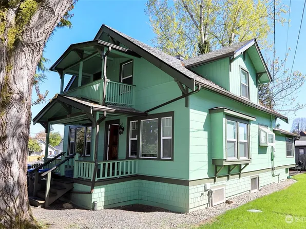 1911 10th Street, Bremerton, WA 98337