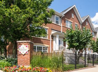 432 W Wood St #13, Palatine, IL 60067