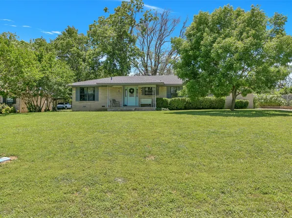 309 School House Rd, Paradise, TX 76073