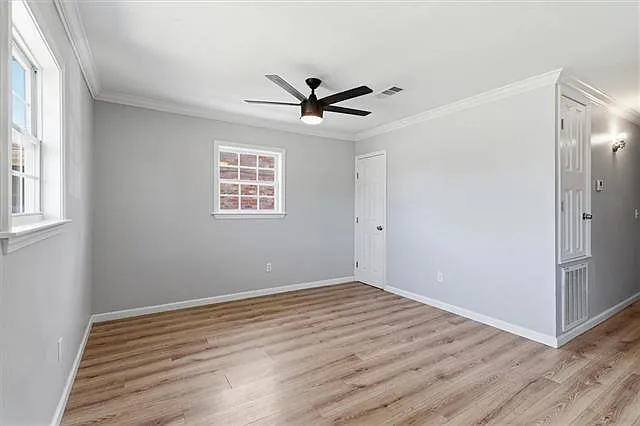 1720 Plaza Dr — Photo 5